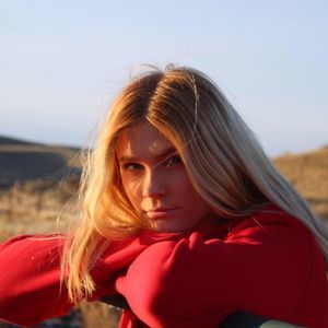 Meet your Posher, Macie